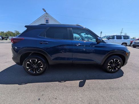 Used 2023 Chevrolet TrailBlazer LT FWD image 8