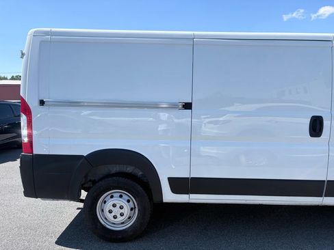 Used 2023 RAM ProMaster 2500 FWD image 8