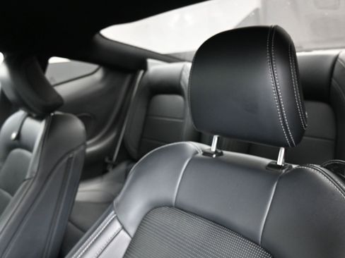 Used 2025 Ford Mustang GT Premium RWD image 17