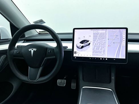 Used 2022 Tesla Model Y Performance AWD/4WD image 3