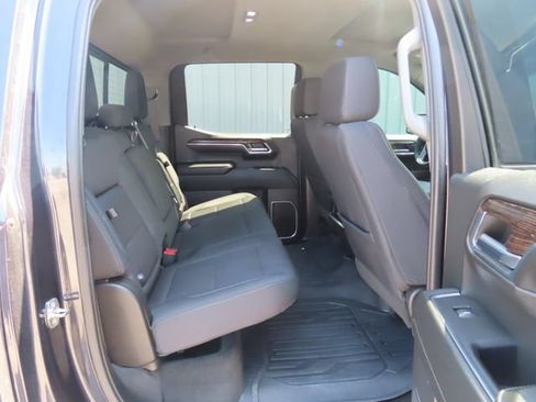 Used 2024 GMC Sierra 1500 Elevation w/ Preferred Package AWD/4WD image 30