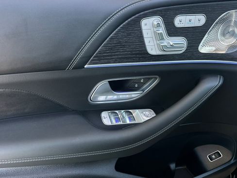 New 2026 Mercedes-Benz GLS 63 AMG 4MATIC image 21