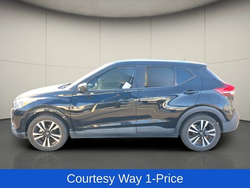 Used 2020 Nissan Kicks SV FWD image 5