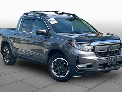 Certified 2024 Honda Ridgeline RTL image 3