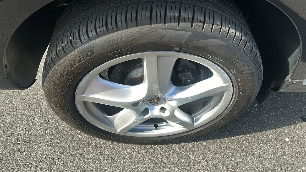 Used 2006 Porsche Cayenne AWD/4WD image 18