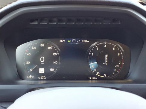 Used 2020 Volvo XC90 T6 Momentum w/ Protection Package Premier image 31