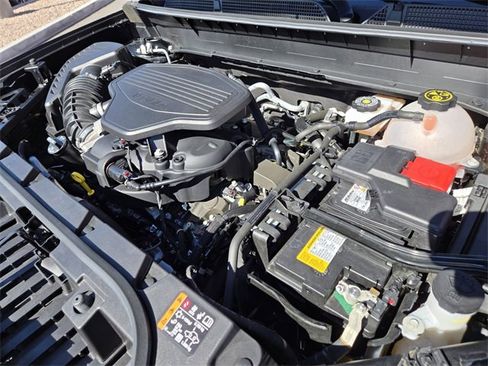 Used 2023 GMC Acadia Denali image 24