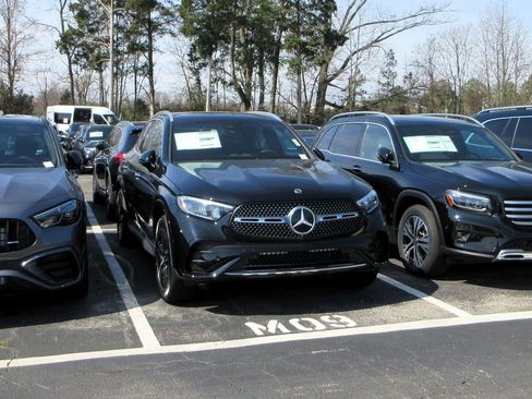 New 2026 Mercedes-Benz GLC 300 4MATIC image 3