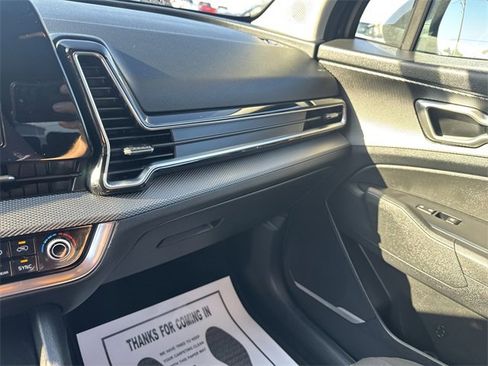 Used 2023 Kia Sportage LX image 24