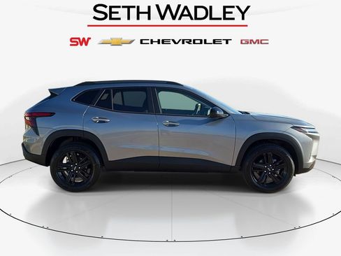 New 2026 Chevrolet Trax ACTIV w/ Driver Confidence Package FWD image 5
