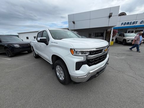 Used 2025 Chevrolet Silverado 1500 LT AWD/4WD image 7