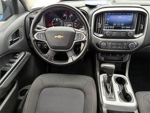 Used 2021 Chevrolet Colorado LT w/ LT Convenience Package image 8
