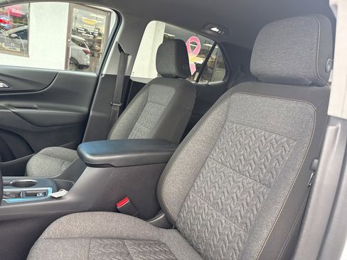 Used 2024 Chevrolet Equinox LT image 28