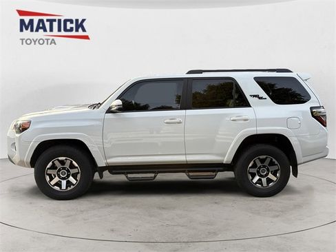 Used 2024 Toyota 4Runner TRD Off-Road Premium w/ Off Road Premium Plus Package image 4