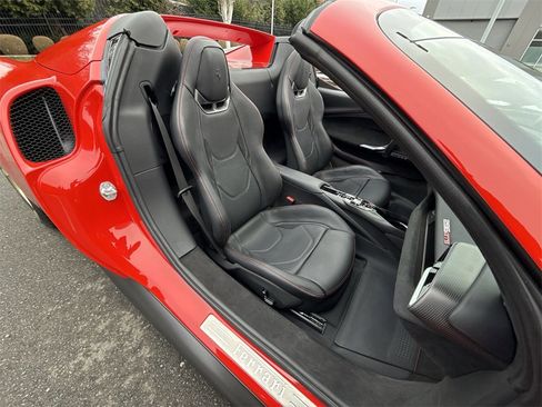 Used 2023 Ferrari 296 GTS image 23