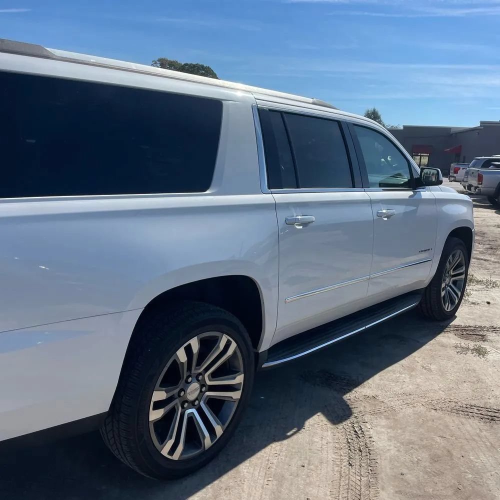 Used 2017 GMC Yukon XL Denali w/ Open Road Package AWD/4WD image 9