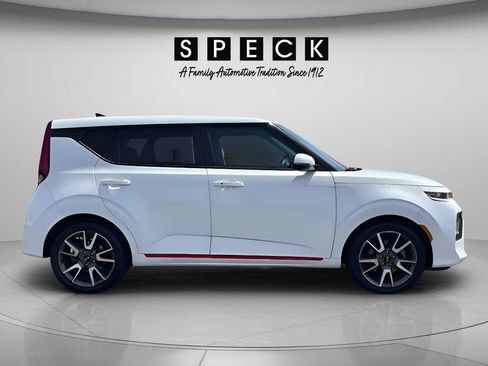 Used 2020 Kia Soul GT-Line Turbo FWD image 6