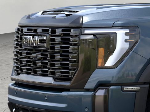 New 2026 GMC Sierra 2500 Denali Ultimate AWD/4WD image 13