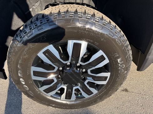 New 2026 GMC Sierra 2500 Denali Ultimate image 39