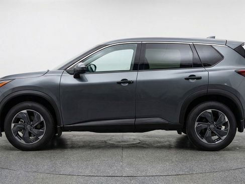 Used 2025 Nissan Rogue SV FWD image 4