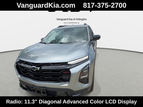 Used 2025 Chevrolet Equinox RS FWD image 4