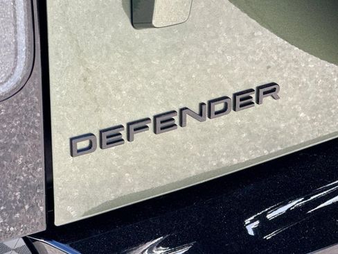 New 2026 Land Rover Defender 110 X-Dynamic SE AWD/4WD image 27