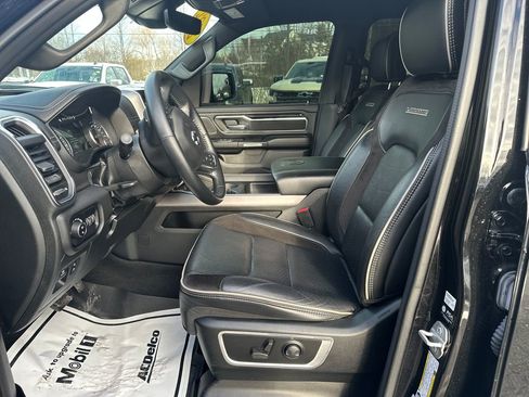 Used 2022 RAM 1500 Laramie image 9