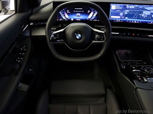 Certified 2024 BMW 530i xDrive w/ Premium Package image 15