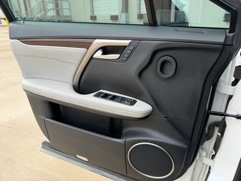 Used 2016 Lexus RX 350 FWD w/ Premium Package image 22