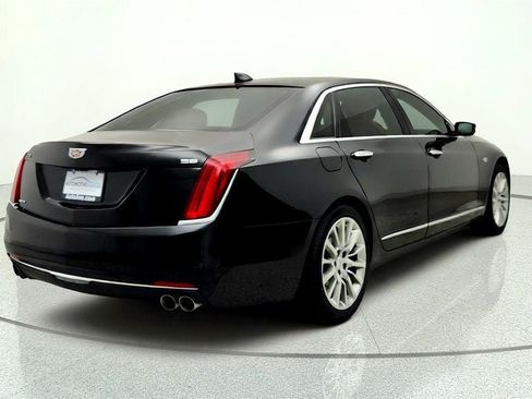 Used 2018 Cadillac CT6 Luxury AWD/4WD image 5