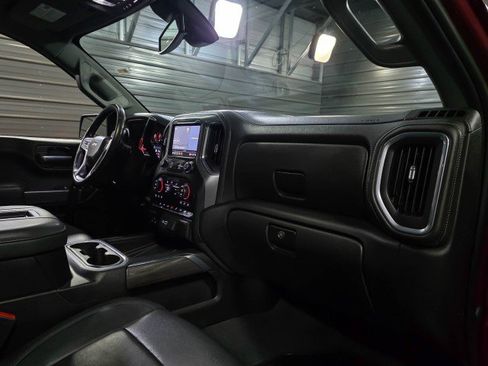 Used 2022 Chevrolet Silverado 1500 LTZ w/ LTZ Premium Package AWD/4WD image 15