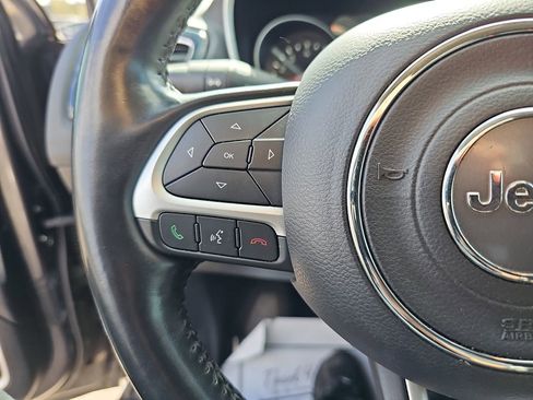 Used 2021 Jeep Compass Latitude FWD image 21