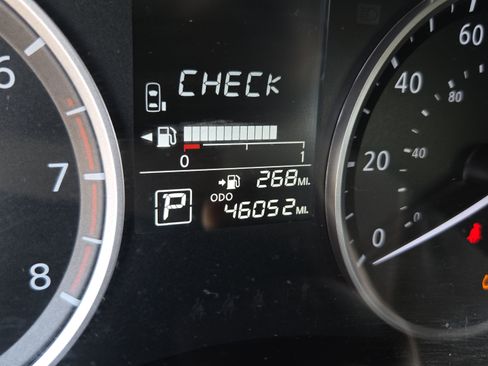 Used 2024 Nissan Versa S w/ Trunk Package FWD image 29