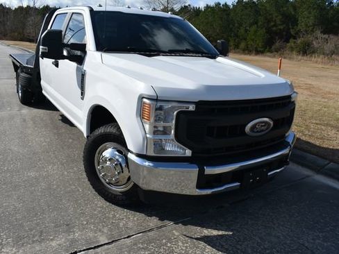 Used 2020 Ford F350 XL w/ Power Equipment Group image 2