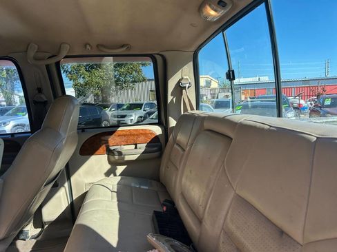 Used 2002 Ford F250 Lariat image 28