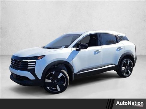 New 2026 Nissan Kicks SR image 1