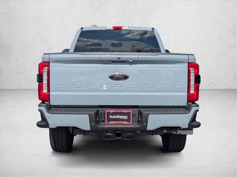 New 2026 Ford F250 Lariat w/ Black Appearance Package image 8