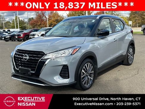 Certified 2023 Nissan Kicks SV image 5