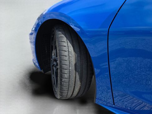 Used 2024 Chevrolet Corvette Stingray Coupe w/ Z51 Performance Package image 32