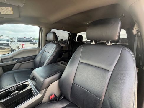 Used 2021 Ford F250 XLT w/ XLT Premium Package AWD/4WD image 17