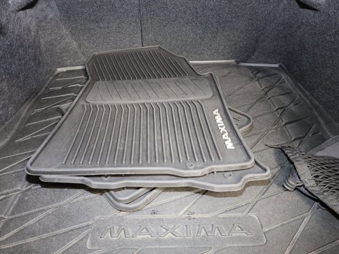 Used 2021 Nissan Maxima SR w/ Sport Mat Group image 18