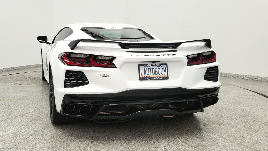 Used 2023 Chevrolet Corvette Stingray Premium Cpe w/ Z51 Performance Package RWD image 4