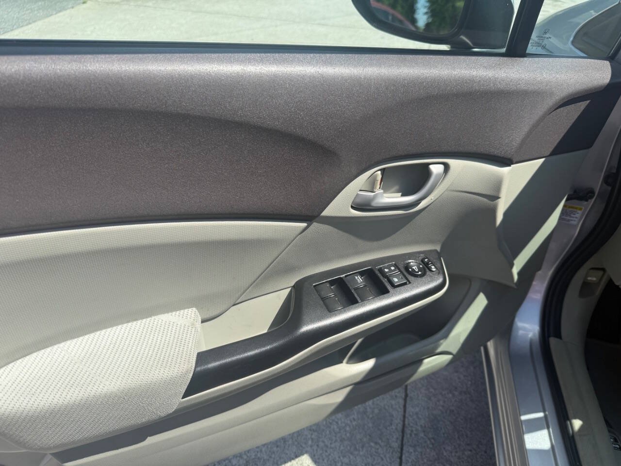 Used 2012 Honda Civic LX image 16