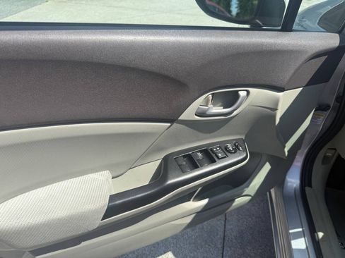 Used 2012 Honda Civic LX image 16