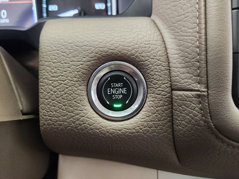 Used 2021 GMC Yukon Denali w/ Denali Premium Package AWD/4WD image 20