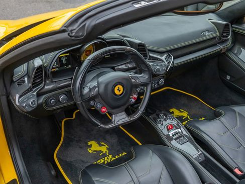 Used 2013 Ferrari 458 Spider RWD image 73