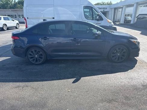 Used 2023 Toyota Corolla SE FWD image 4