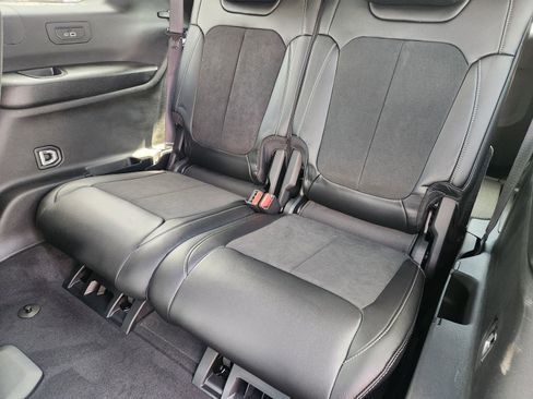 New 2025 Jeep Grand Cherokee L Altitude image 22