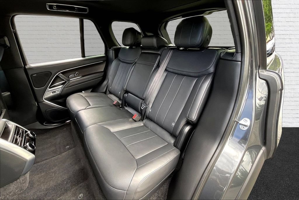 Used 2023 Land Rover Range Rover SE AWD/4WD image 21