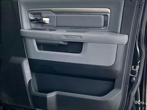 Used 2020 RAM 1500 Classic Warlock w/ Electronics Group image 22